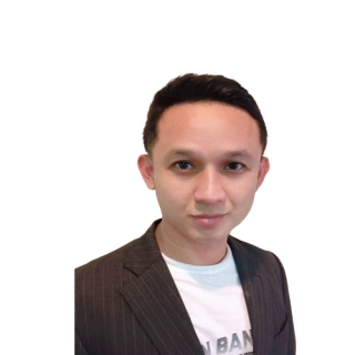 1. ปวรรุจ จันเสนีย์วงษ์ (จอม)