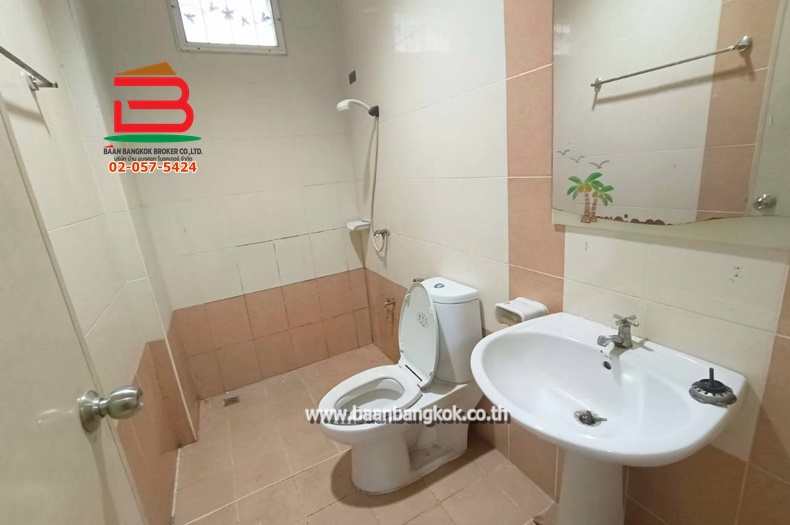 LINE_ALBUM_No. 011097หมู่บ้านฐานมั่นคงบงกช 7_251110_10