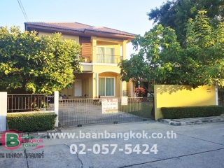 01733,  ขาย บ้านเดี่ยว 2 ชั้น เนื้อที่ 107 ตรว. มี 3 ห้องนอน 4 ห้องน้ำ ม.The Tuscana เดอะ ทัสคาน่า วงแหวน รามอินทรา พระยาสุเรนทร์ ถนนรามอินทรา เขตคลองสามวา