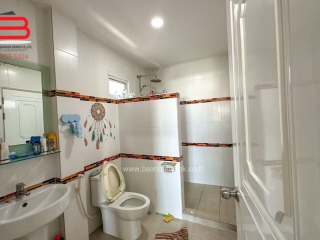 3-LINE_ALBUM_08054_230109_1013