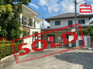 03750, บ้านเดี่ยว 2 ชั้น โครงการ บุญโต 99 หลังริม เนื้อที่ 63.5 ตรว. มี 4 ห้องนอน 3 ห้องน้ำ ถนนเเจ้งวัฒนะ อ.ปากเกร็ด จ.นนทบุรี