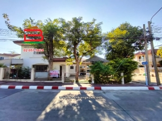 10590, บ้านเดี่ยว โครการ ชลลดา สายไหม เนื้อที่ 72 ตารางวา (ซอยสายไหม 34) แขวงสายไหม เขตสายไหม กรุงเทพมหานคร 