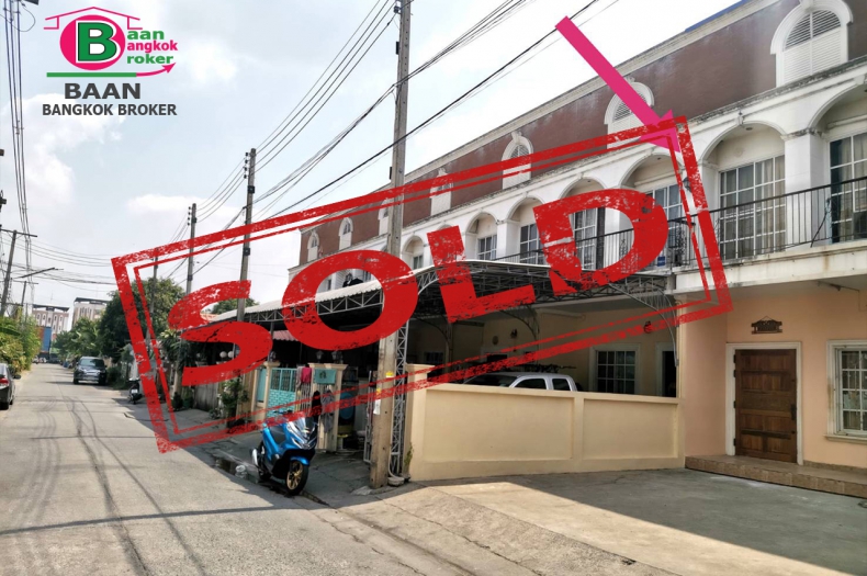 ทาวน์โฮม 2 ชั้น ซอยรังสิต-ปทุมฯ 37 หลังริม เนื้อที่ 50 ตรว. มี 3 ห้องนอน 2 ห้องน้ำ เมือง ปทุมธานี