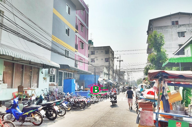 02593 ตลาดสี่มุมเมื่อง_๒๐๐๒๑๗_0023