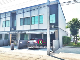03218, ทาวน์เฮาส์ 2 ชั้น โครงการ พลีโน่ ชัยพฤกษ์-แจ้งวัฒนะ หลังริม บ้านพร้อมตกแต่งภายใน เนื้อที่ 17.9 ตรว. ถนนชัยพฤกษ์ ปากเกร็ด นนทบุรี
