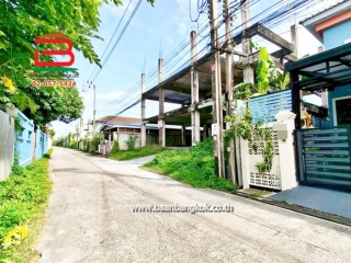 LINE_ALBUM_No.11227 LD.+O ซ.ลาดพร้าว 87 แยก2186 ว้า(เอ๋)_251117_15