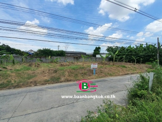 03449, ที่ดินถมเเล้ว เนื้อที่ 130 ตรว. ซอยรามอินทรา 14 แยก 16 ถนนรามอินทรา เขตบางเขน