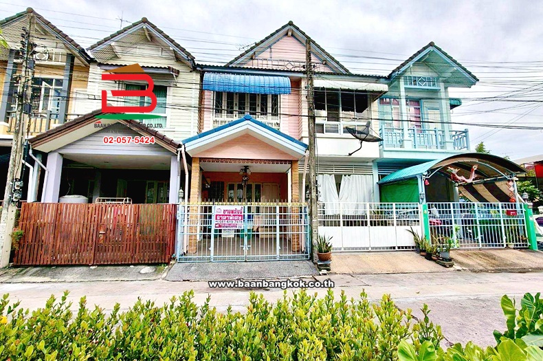 ทาวน์โฮม เนื้อที่ 16.9 ตร.ว. ซิลค์ วิลเลจ สายไหม 54 : Silk Village Saimai 54 ใกล้ปตท.สายไหม 56 ถนนพหลโยธิน แขวงสายไหม เขตสายไหม   