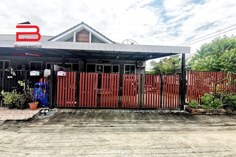ทาวน์เฮาส์ 1 ชั้น หลังริม โครงการ อนานคร 2 เนื้อที่ 40.8 ตรว. มี 2 ห้องนอน 1 ห้องน้ำ ถนนโรจนะ-อยุธยา อ.บางปะอิน จ.อยุธยา