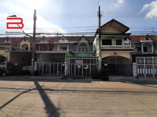 06948, ทาวน์เฮาส์ 2 ชั้น โครงการ พิบูลย์ทรัพย์ เนื้อที่ 21.9 ตรว. มี 4 ห้องนอน 2 ห้องน้ำ ถนนหทัยราษฎร์ เขตคลองสามวา
