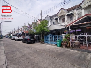 08187, ทาวน์เฮาส์ วิโรจน์วิลล์ บางบัวทอง เนื้อที่ 20 ตรว. ถนนบ้านกล้วย-ไทรน้อย อ.บางบัวทอง จ.นนทบุรี