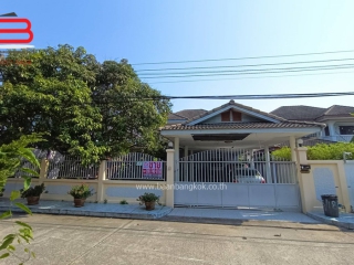 09211, บ้านเดี่ยว หลังริม หมู่บ้าน พนาสนธิ์ การ์เด้นท์โฮม 4 เนื้อที่ 89.3 ตรว. ถนนนิมิตใหม่ เขตมีนบุรี
