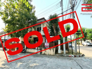 03911, บ้านเดี่ยว 2 ชั้น หลังมุม โครงการ พฤกษาทาวน์ ราชพฤกษ์ 18 เนื้อที่ 54 ตรว. มี 3 ห้องนอน 3 ห้องน้ำ ถนนราชพฤกษ์ อ.เมือง จ.นนทบุรี