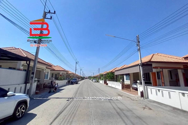 LINE_ALBUM_No.011381บ.ด68ตรว.บ้านฐานมั่นคง 15 คลองหลวง [ต้น]_251201_11