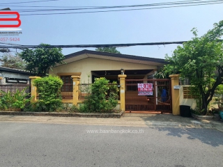 08388, บ้านเดี่ยว หมู่บ้าน ภานุช เนื้อที่ 54 ตรว. ถนนรัชดาภิเษก เขตห้วยขวาง