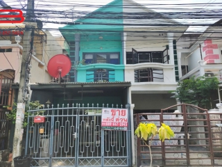 04072, ทาวน์เฮาส์ 2 ชั้น โครงการ ธนวรรณ เนื้อที่ 16 ตรว. มี 2 ห้องนอน 2 ห้องน้ำ ถนนพหลโยธิน เขตสายไหม
