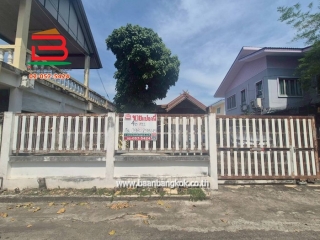 11204, ที่ดินเปล่า ถมแล้ว เนื้อที่ 46.30 ตรว. จัดสรรเผด็จ 3 (ซอยอยู่สุข 20) ถนนสุขุมวิท ตำบลบางเมือง อำเภอเมืองสมุทรปราการ จังหวัดสมุทรปราการ