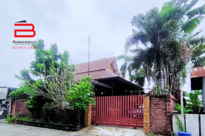 บ้านเดี่ยว 1 ชั้น สไตล์รีสอร์ท เข้าซอยโครงการบางใหญ่วิลเลจ เนื้อที่ 60 ตรว. มี 2 ห้องนอน 1 ห้องน้ำ ถนนกาญจนาภิเษก อ.บางใหญ่ จ.นนทบุรี