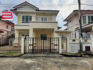 06857, บ้านเดี่ยว 2 ชั้น โครงการ มณีรินทร์ พาร์ค รังสิต เนื้อที่ 52 ตรว. มี 3 ห้องนอน 2 ห้องน้ำ ถนนติวานนท์ อ.เมือง จ.ปทุมธานี