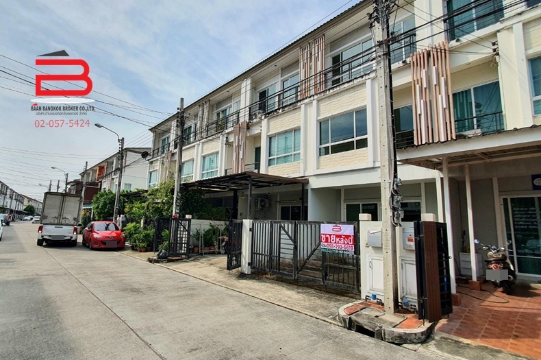 ทาวน์โฮม 3 ชั้น The Plant City นวมินทร์ 86 ใกล้โลตัส นวมินทร์ 