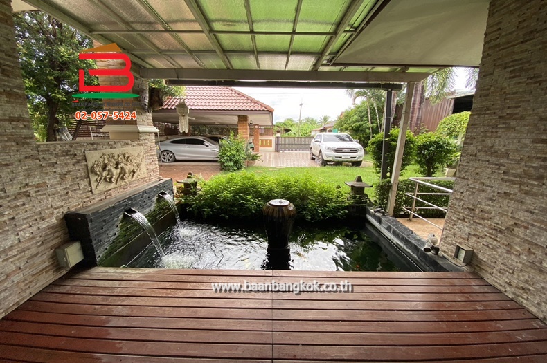 AFBF4752-4AE5-410A-B650-6D4D24C9F903