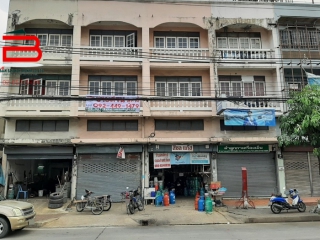 06941, อาคารพาณชิย์ 3.5 ชั้น ลำลูกกา ซ.2 ใกล้สนามกีฬาธูปะเตมีย์ เนื้อที่ 16.3 ตรว. ถนนลำลูกกา อำเภอลำลูกกา จังหวัดปทุมธานี