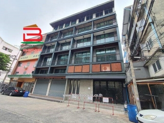 10338, ขาย/เช่า ตึกออฟฟิศ สำนักงาน หลังริม ซอยรามอินทรา 15  เนื้อที่ 41.5 ตร.ว. ใกล้เซ็นทรัลรามอินทรา ถนนรามอินทรา แขวงอนุสาวรีย์ เขตบางเขน กรุงเทพมหานคร
