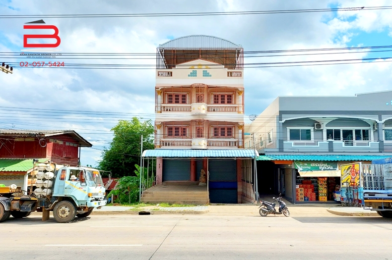 อาคารพาณิชย์ แยกหนองวัลย์เปรียง เนื้อที่ 60 ตรว. อ.สองพี่น้อง สุพรรณบุรี