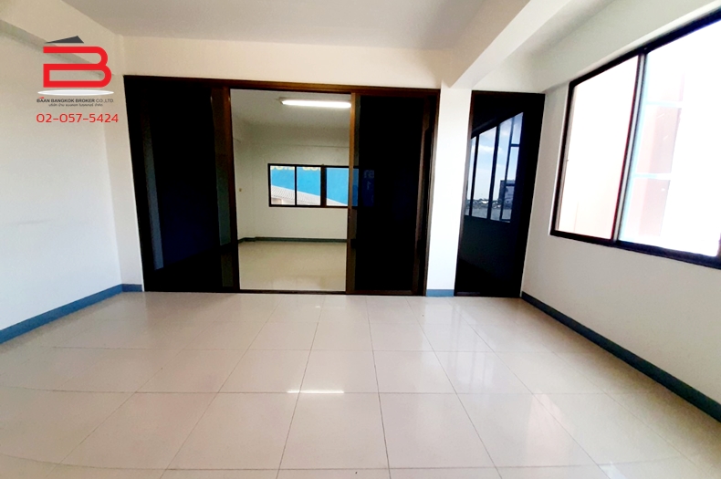 04-LINE_ALBUM_No.07455 ตึกห้าแยกลำกระโหลก_220613_15