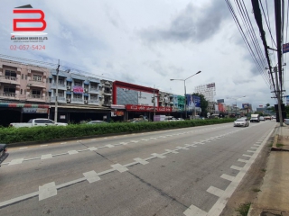 LINE_ALBUM_No07311 ตึก 3 คูหา ลำลูกกา_220615_37