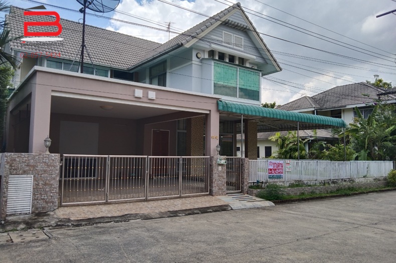 บ้านเดี่ยว หมู่บ้าน โฮมเพลส เนื้อที่ 81 ตรว. ถนนเลียบคลองเปรมประชากร อ.เมือง จ.ปทุมธานี