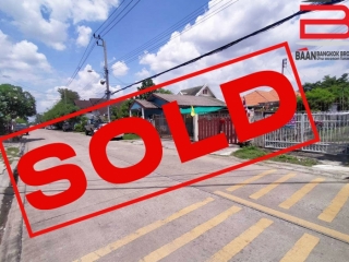 07651, ที่ดิน+บ้าน ซ.ขานไข 2 (กม.25) เนื้อที่ 196.6 ตรว. ถนนพหลโยธิน เขตสายไหม