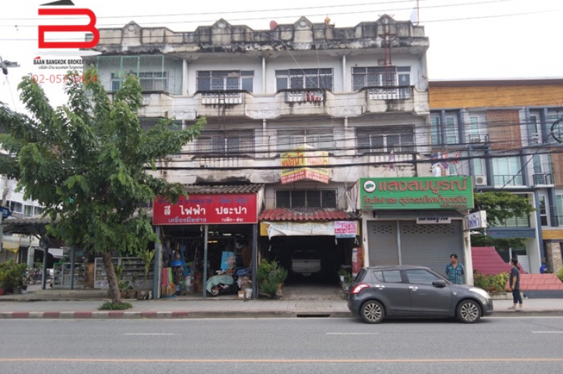 3-LINE_ALBUM_07714 ตึกสายไหม78_220912_1513
