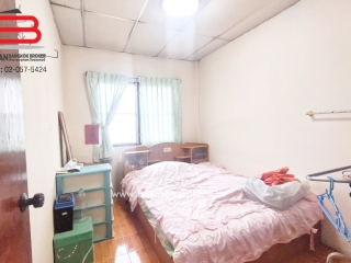 4285_001-line_album_list_thno.07568lek_220926_13