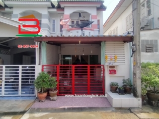 09844, ทาวน์เฮาส์ 2 ชั้น หมู่บ้าน กานต์มณี เนื้อที่ 16 ตรว. ถนนบางกรวย-ไทรน้อย อ.บางบัวทอง จ.นนทบุรี