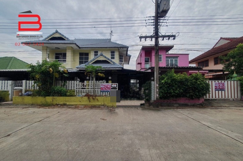 บ้านเดี่ยว (2 หลัง) หมู่บ้าน สินสมบูรณ์-คลอง 8  เนื้อที่ 66 ตรว. ถนนลำลูกกา อ.ลำลูกกา ปทุมธานี