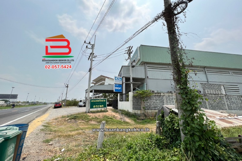 LINE_ALBUM_N08271. LD. 93.4 va. คลองสี่ตะวันตก_230403_6
