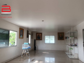 LINE_ALBUM__08105 บ้านพร้อมที่ดิน451ตรว.รามอินทรา5แยด18_230429_24