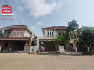 09267, บ้านเดี่ยว หมู่บ้าน ราชพฤกษ์ หทัยราษฎร์ เนื้อที่ 50 ตรว ใกล้สี่แยกไฟแดงตลาดหทัยมิตร แขวงบางชัน เขตคลองสามวา กรุงเทพมหานคร 