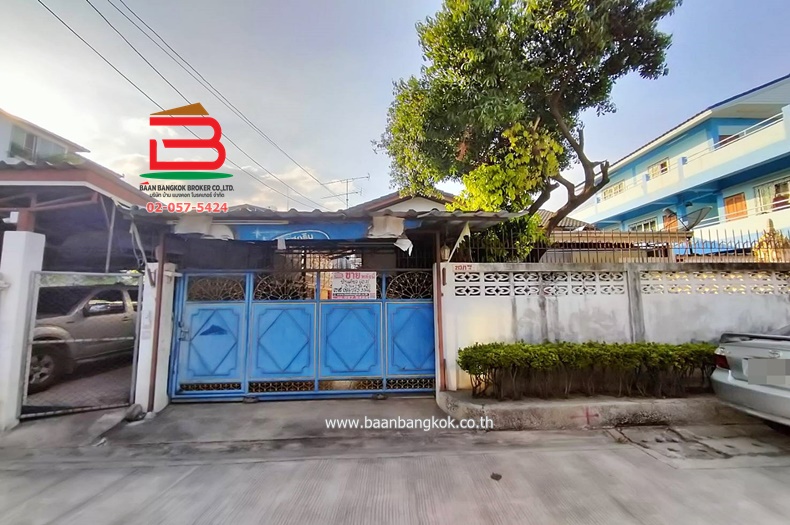 ที่ดินพร้อมบ้าน ชุมชนเมตตา ซอย 4 เนื้อที่ 60 ตรว. ซอยพหลโยธิน 50, ซอยเทพรักษ์ 15 ถนนพหลโยธิน แขวงคลองถนน เขตสายไหม