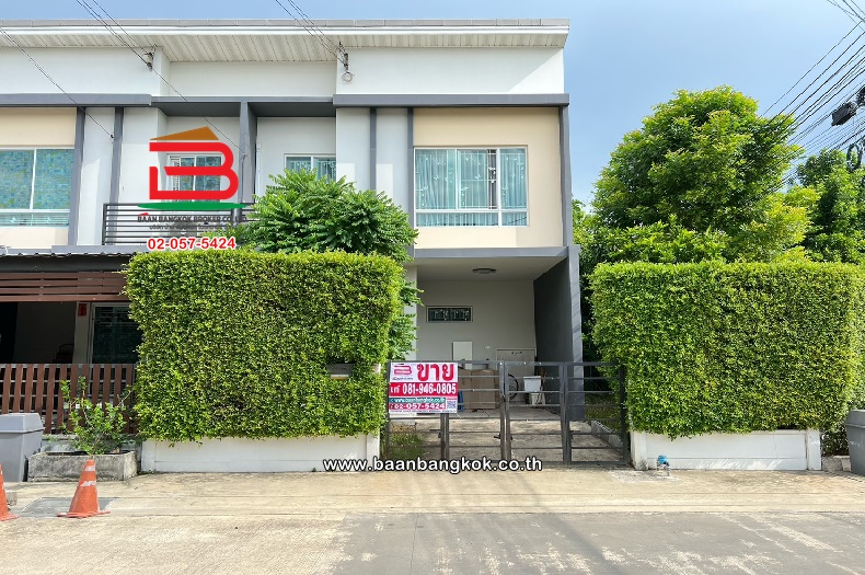 ทาวน์โฮม หมู่บ้าน พลีโน่ พหลโยธิน-สายไหม โครงการติดถนนสายไหมซอย 49-51 เนื้อที่ 27.7 ตารางวา แขวงสายไหม เขตสายไหม กรุงเทพมหานคร 