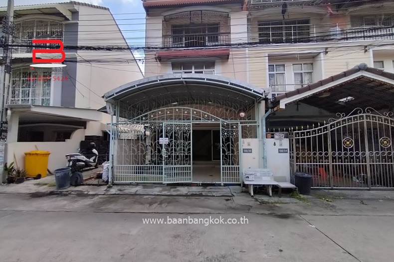 ทาวน์โฮม หมู่บ้าน โรยัล สายไหม (ซอยสายไหม 15/1) เนื้อที่ 20 ตรว. ถนนสายไหม เขตสายไหม