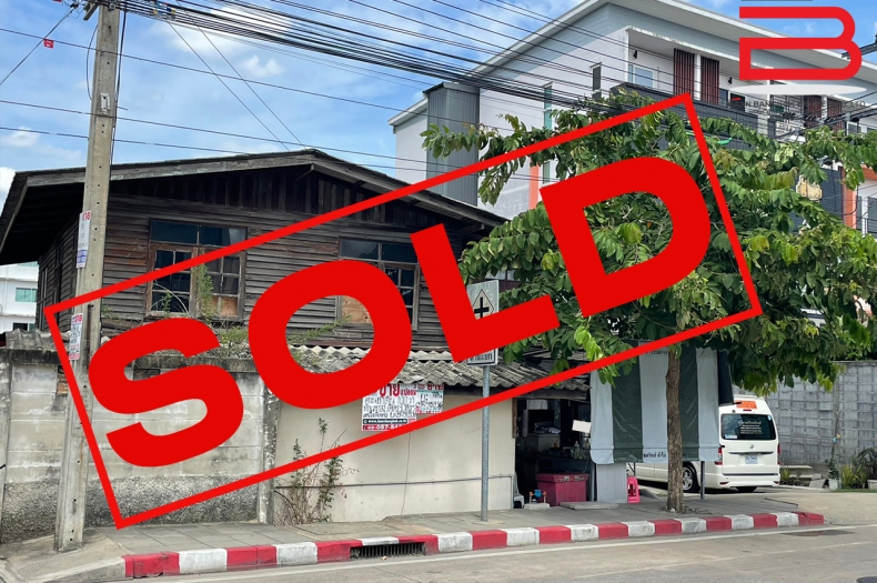 ที่ดินเปล่า ใกล้ไฟแดงแยกลำกระโหลก เนื้อที่ 100 ตรว.ถ.พระยาสุเรนทร์ เขตคลองสามวา