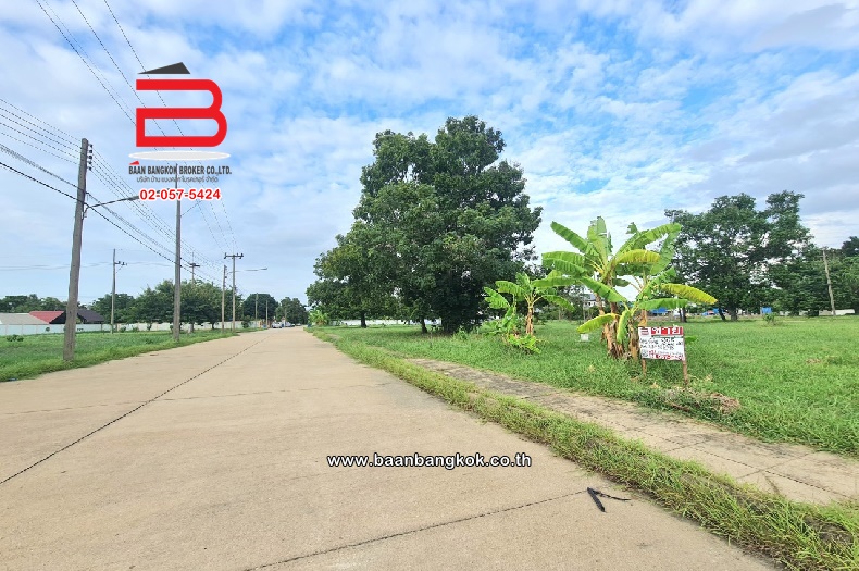 ที่ดินเปล่า ม.เดอะลากูน 1-2 ตรงข้ามตลาดโรงเกลือท้ายเกาะ เนื้อที่ 247.6 ตรว. อ.สามโคก จ.ปทุมธานี