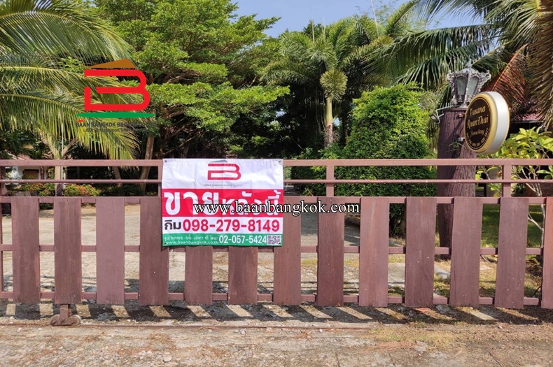 บ้านเดี่ยวพร้อมกิจการรังนก ติดถนนชายหาดทับสะแก เนื้อที่ 740 ตรว. ถนนเลียบทะเลทับสะแก อ.ทับสะแก จ.ประจวบคีรีขันธ์
