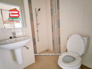 LINE_ALBUM_ซ่อมรูปโกลเด้นทาวน์N.08738_๒๓๐๘๑๑_7