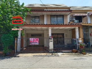 09647, ทาวน์เฮ้าส์ หมู่บ้าน พฤกษา 40 (ซอยย่อย 2/1) เนื้อที่ 18 ตารางวา ถนนรังสิต-นครนายก ตำบลคลองสาม อำเภอคลองหลวง จังหวัดปทุมธานี 