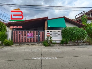 09649, บ้านเดี่ยว หมู่บ้าน ปั้นทอง 3 หลังมุม เนื้อที่ 61 ตรว. ถนนลาดปลาเค้า เขตบางเขน