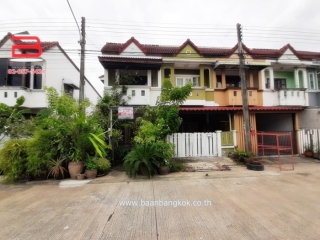 08835, ทาวน์เฮาส์ หลังมุม บ้านฟ้ารังสิต คลอง 4 เนื้อที่ 16 ตรว. ถนนรังสิต-นครนายก อ.ธัญบุรี จ.ปทุมธานี