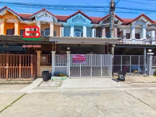 10411, ทาวน์เฮาส์ หมู่บ้าน แพรมาพร คลอง 4 เนื้อที่ 18 ตรว. ซ.รังสิต-นครนายก 91 ถนนรังสิต-นครนายก ต.บึงยี่โถ อ.ธัญบุรี จ.ปทุมธานี